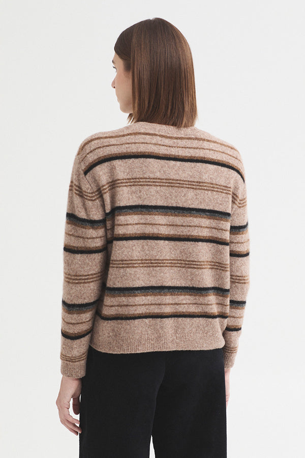 N.T 26 SWEATER STRIPES