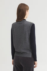 N.T 26  VEST RABBIT